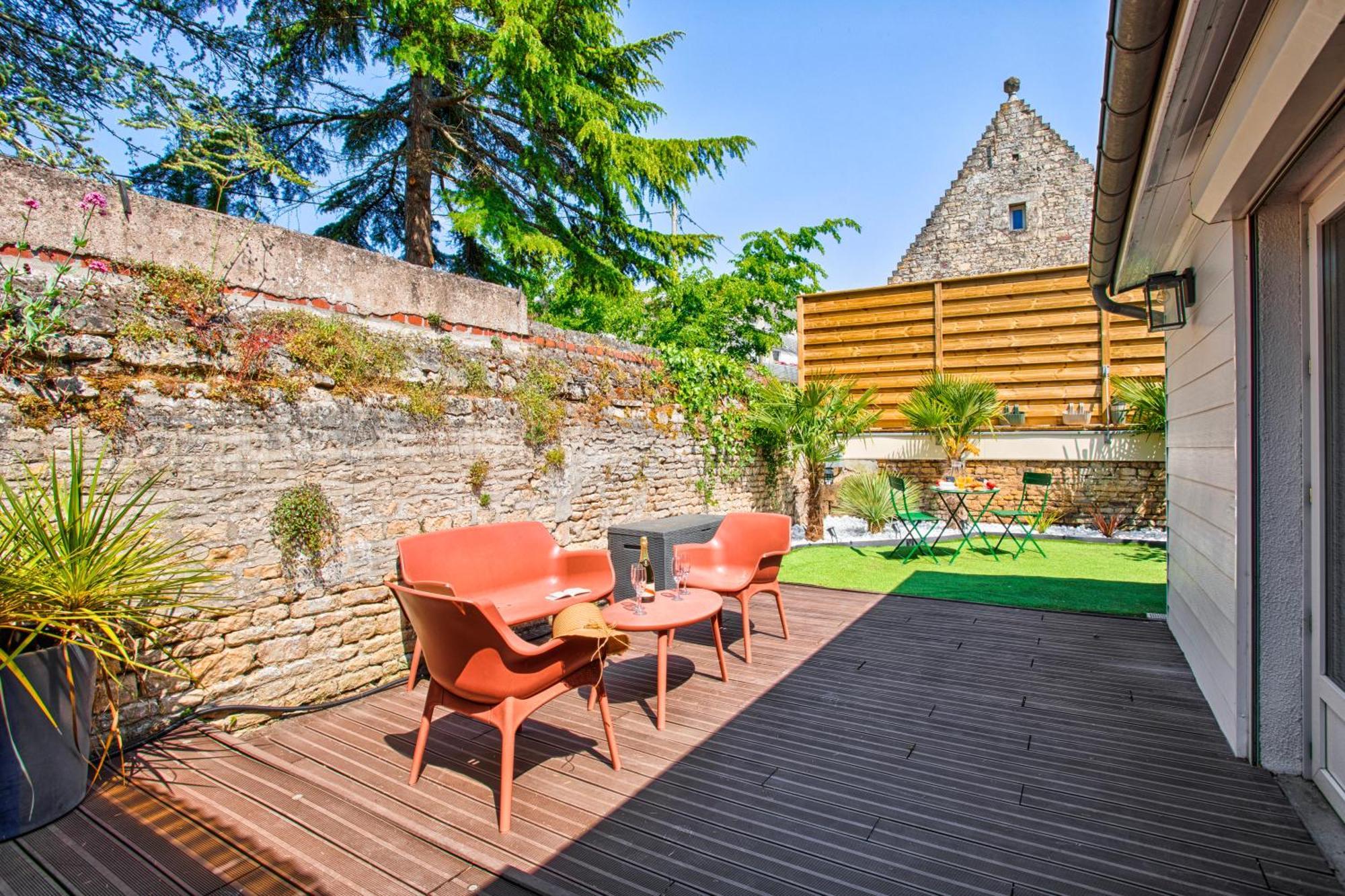 Appartement Fraichement Renovee - Jacuzzi Au Coeur De Caen Exterior foto