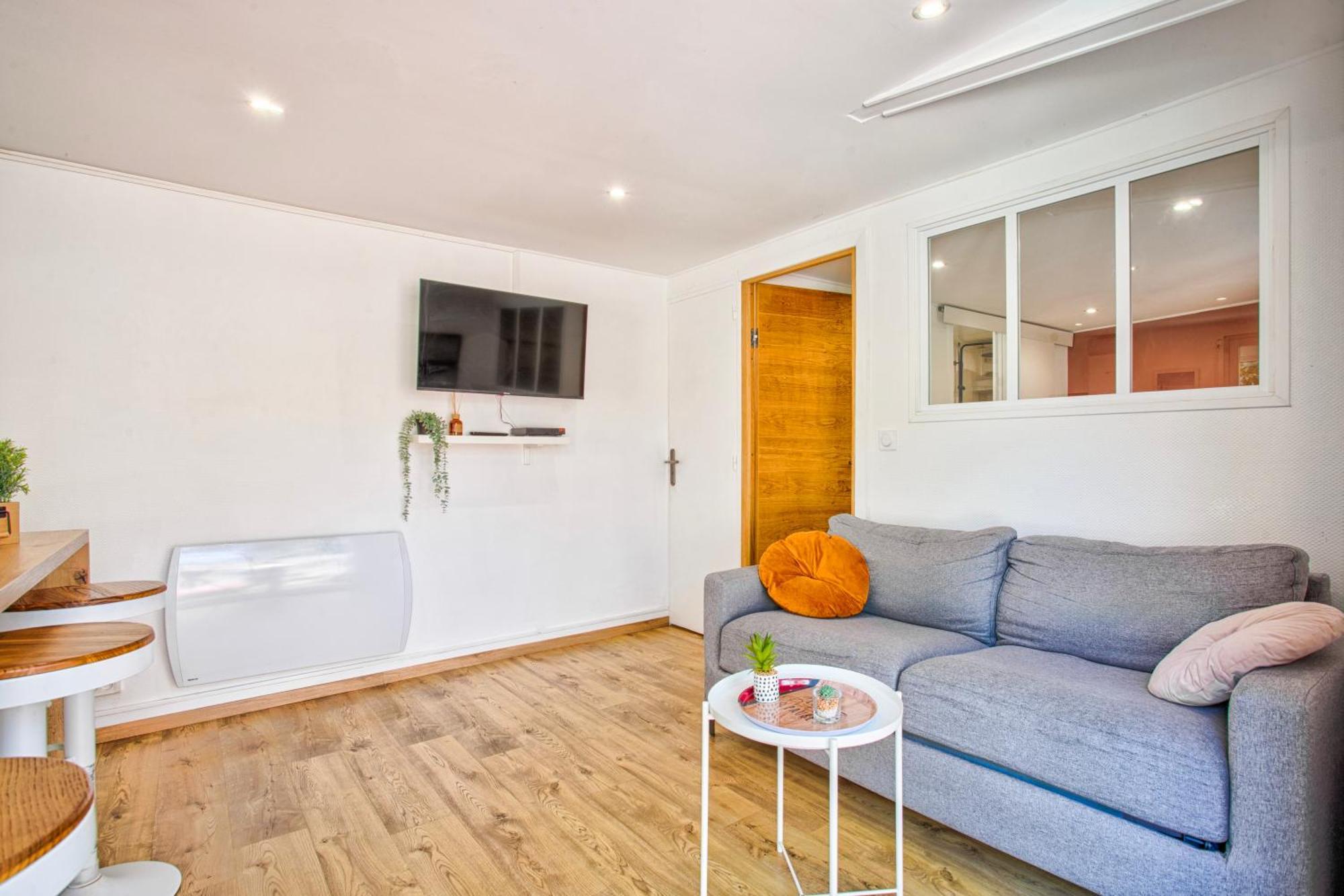 Appartement Fraichement Renovee - Jacuzzi Au Coeur De Caen Exterior foto